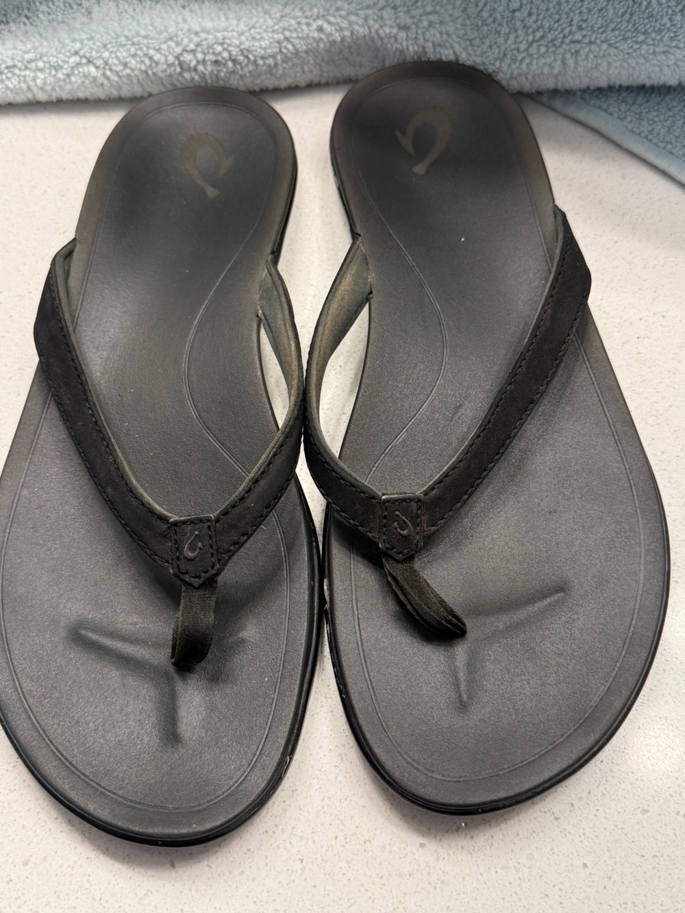Olukai Black Comfort Flip Flops Thong Sandals Women’s Size 11